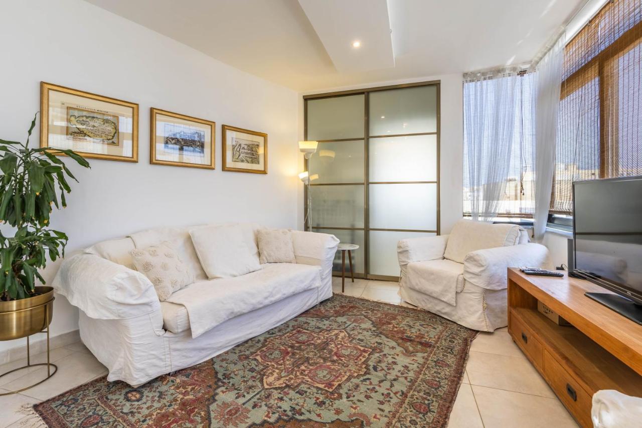 Apartment Large Terrace Penthouse Sliema