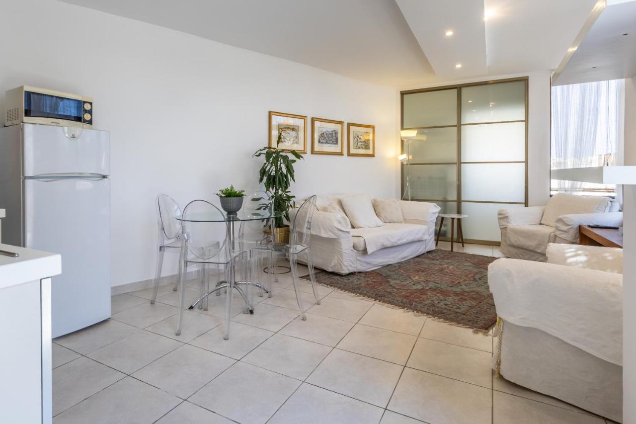 Large Terrace Penthouse Sliema